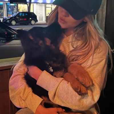 Sydney Sweeney Berger Allemand 03